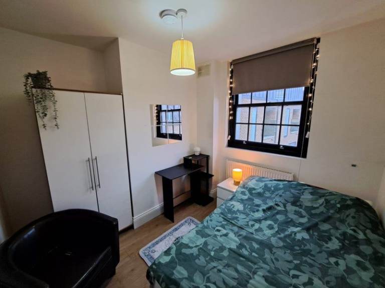 🏠 Double Room In All Saints E14 6QW | Near Langdon Park Station 🤍
