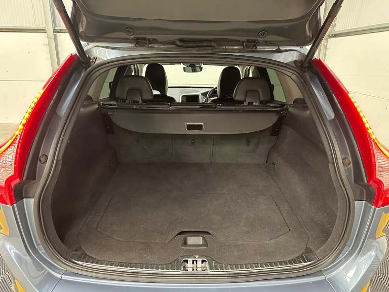 VOLVO XC60 2.0 SE Lux Nav D4 2017