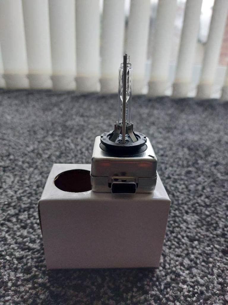 BMW 1Pcs D1S Headlight HID Bulb