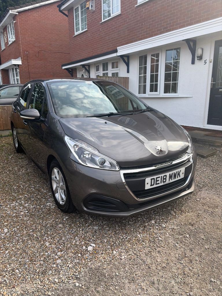 Peugeot, 208, Hatchback, 2018, Manual, 1199 (cc), 5 doors