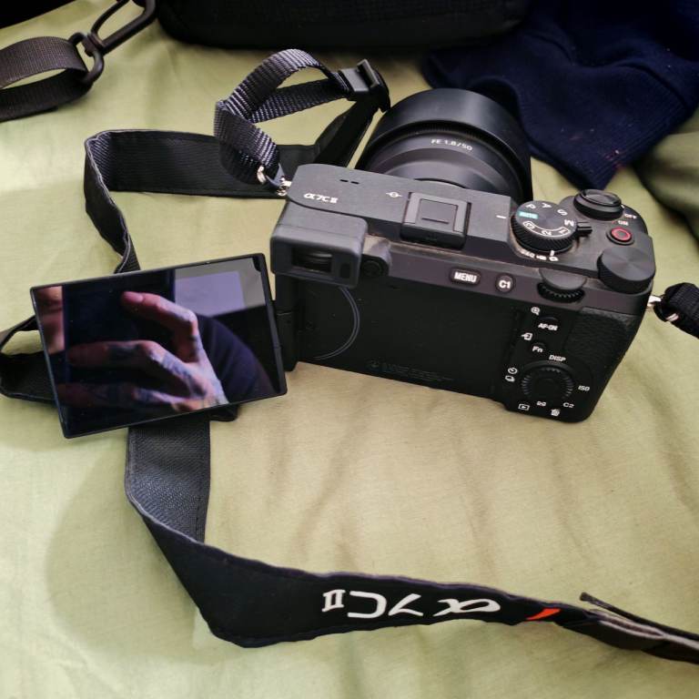 swap for gold Sony Alpha 7C ii Mirrorless Camera with Two Lenses