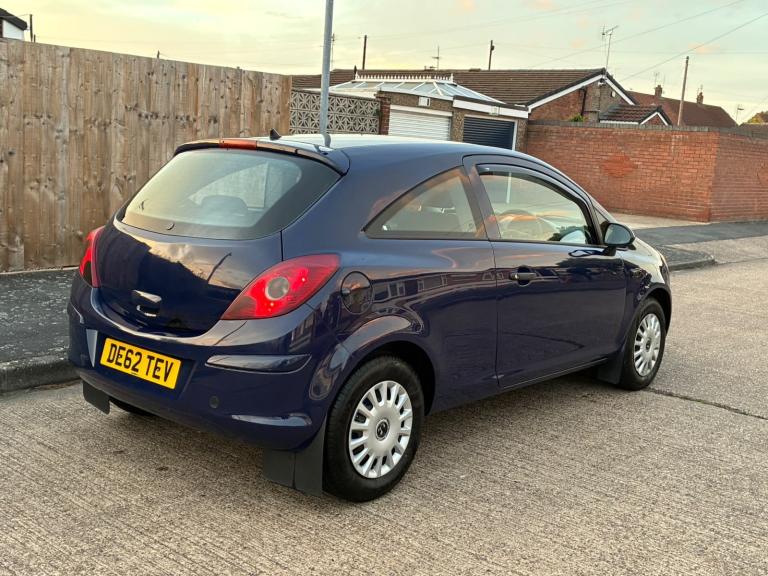Vauxhall, CORSA, Hatchback, 2012, Manual, 998 (cc), 3 doors