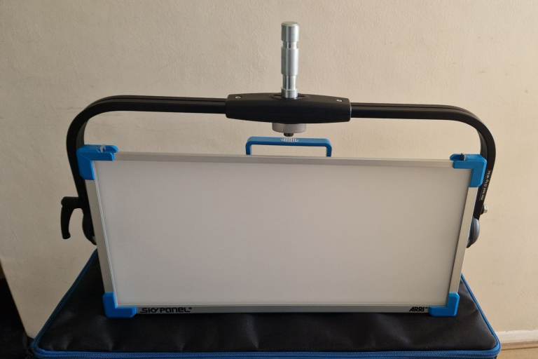 ARRI SkyPanel S60-C LED Soft Light Kit – NEVER USED (please read description)