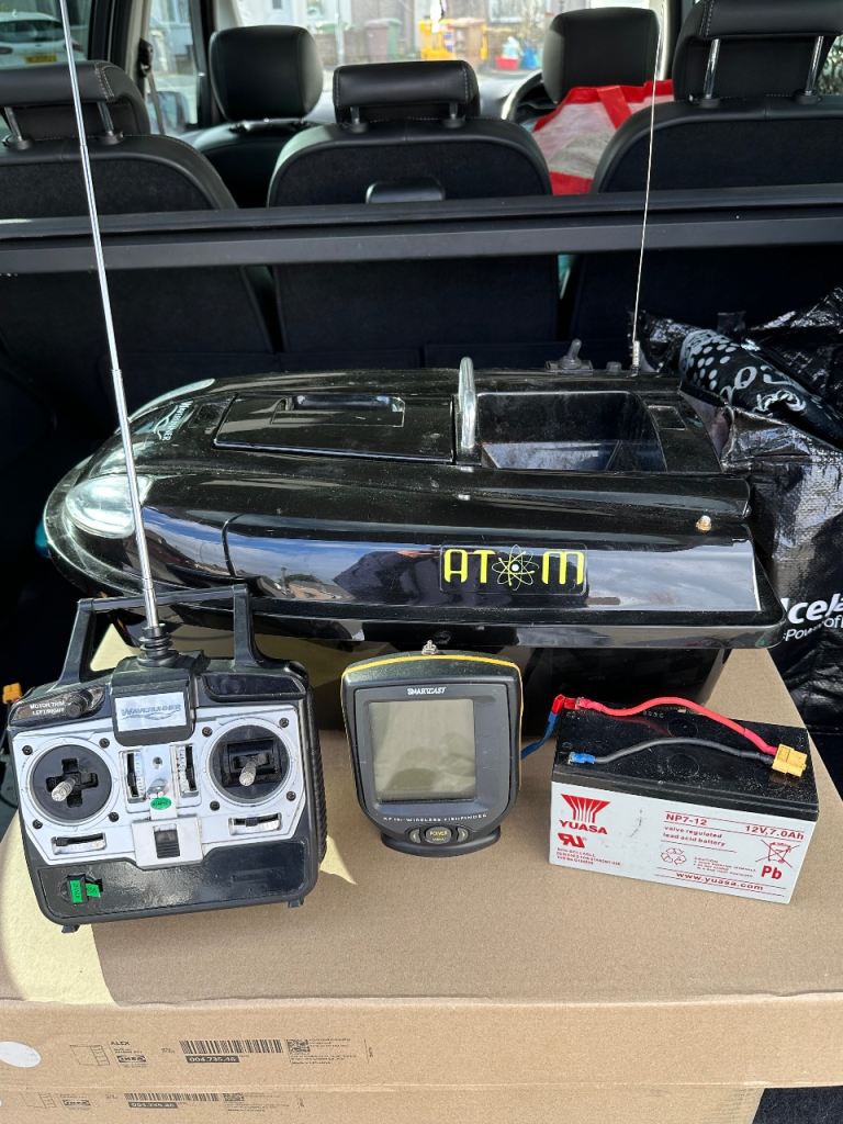 Wave runner bait boat 