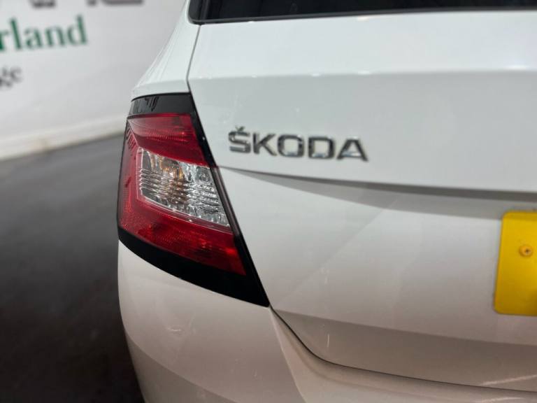 2018 Skoda Fabia 1.0 TSI Monte Carlo Hatchback 5dr Petrol Manual Euro 6 (s/s) (95 ps) Hatchback P...