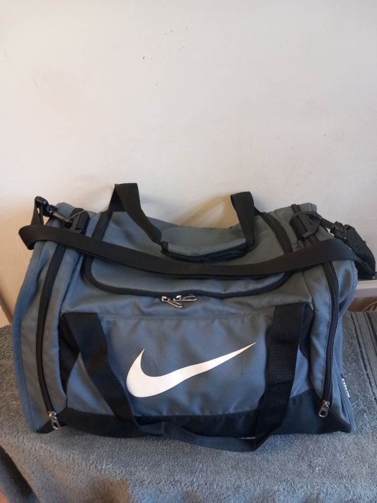 Nike new blue holdall 