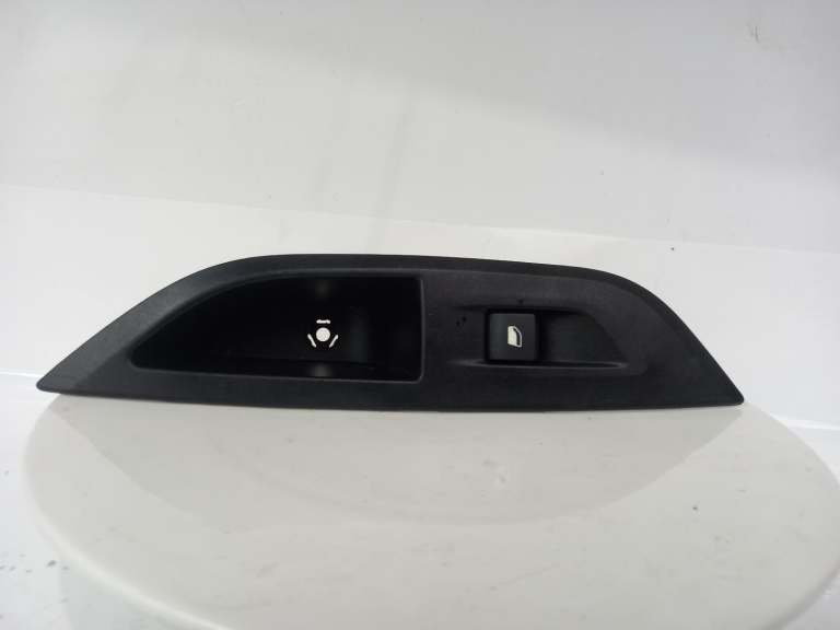 Peugeot 2008 Electric Window Switch 2019-2026 5 Door Hatchback