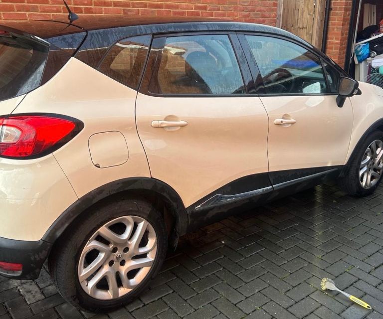 Renault captur 