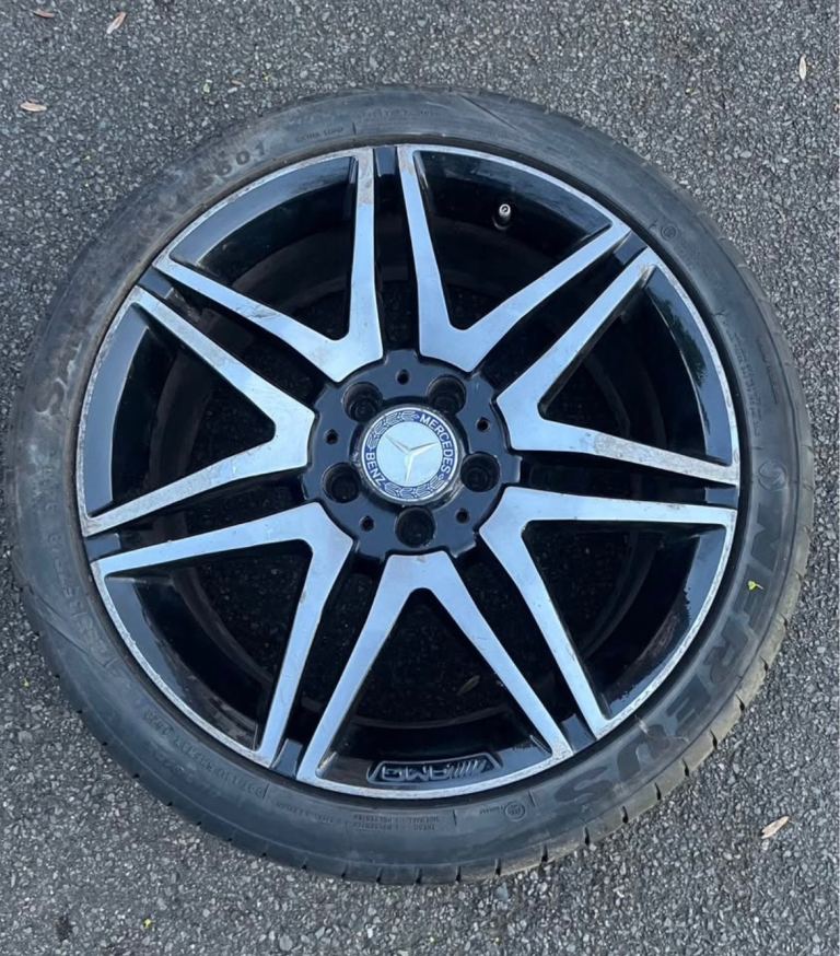 1X REAR GENUINE MERCEDES C CLASS W204 ALLOY WHEEL