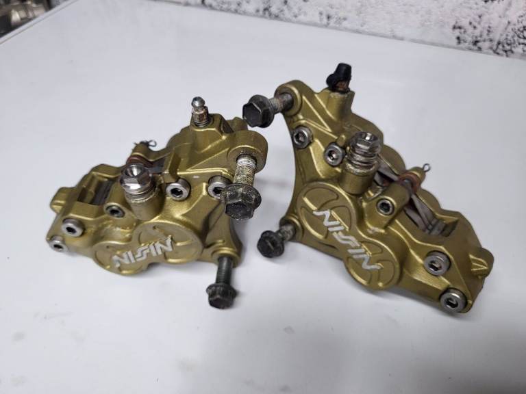Suzuki Bandit 1200 mk1 Brake Calipers