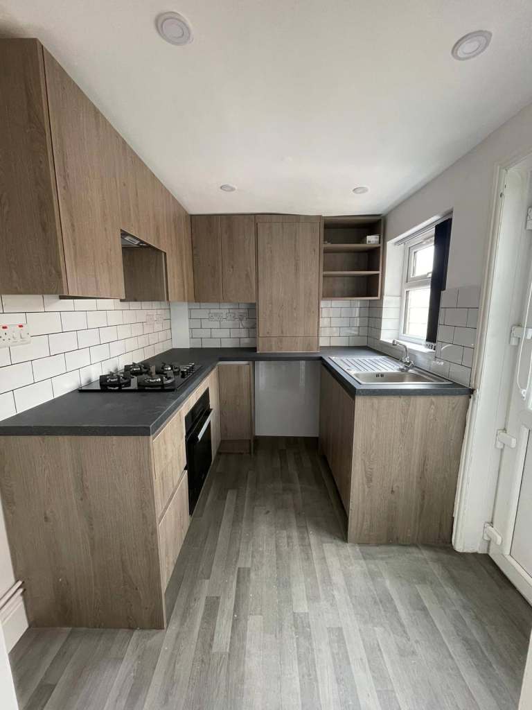 3 Bedroom House Newhall