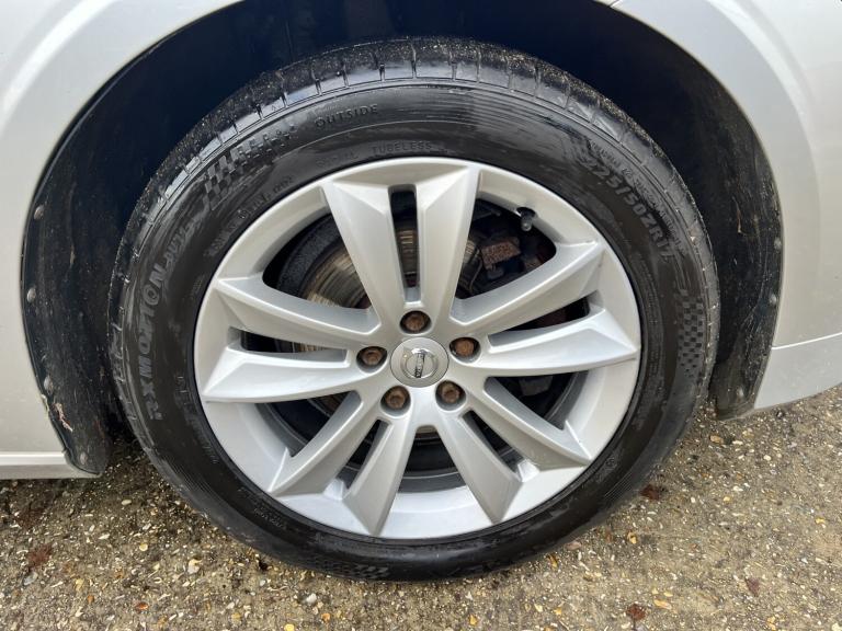 VOLVO V60 2.0 Momentum Plus D3 Silver Manual Diesel 2019