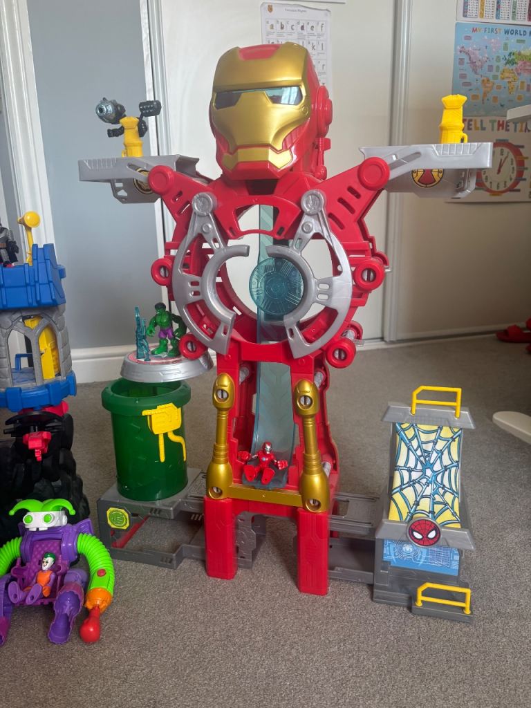 Fisher-Price Imaginext DC Super Friends Playsets & Figures Bundle