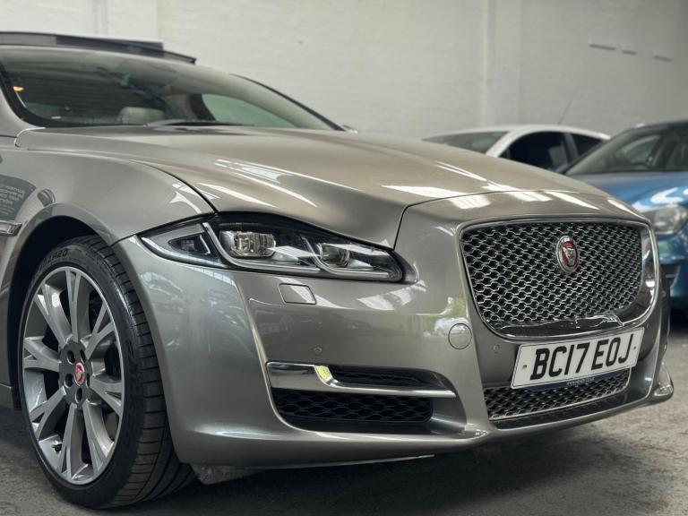 2017 Jaguar XJ 3.0d V6 Portfolio Auto Euro 6 (s/s) 4dr SALOON Diesel Automatic