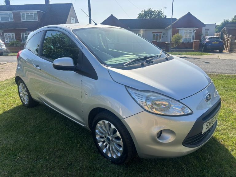 Ford, KA, Hatchback, 2010, Manual, 1242 (cc), 3 doors