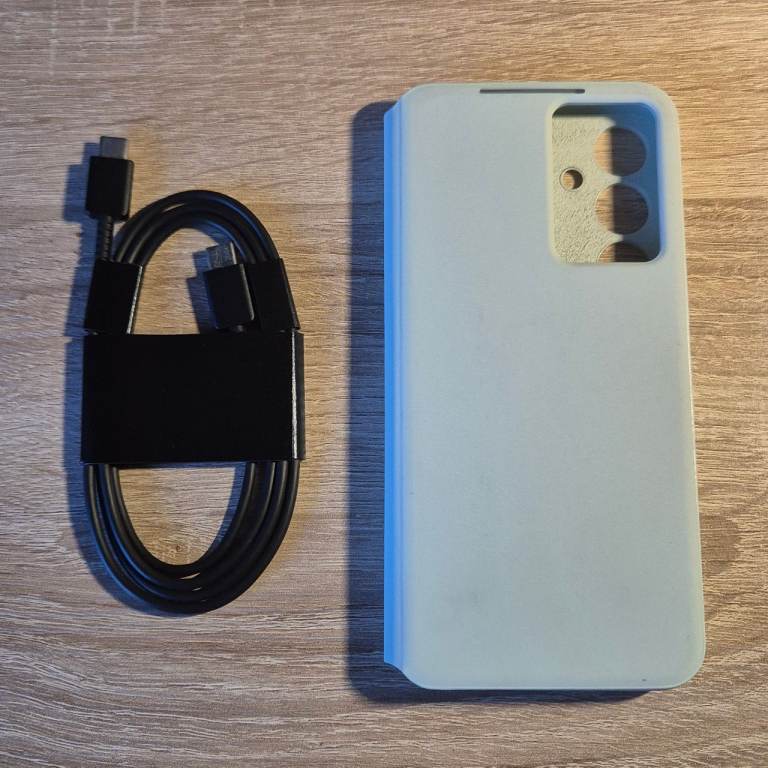 Samsung Galaxy Official S24+ Smart View Wallet Case, Light Green - New Unused