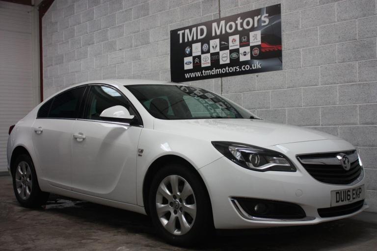 2016 Vauxhall Insignia 1.6 CDTi SRi Nav 5dr [Start Stop] HATCHBACK DIESEL Manual