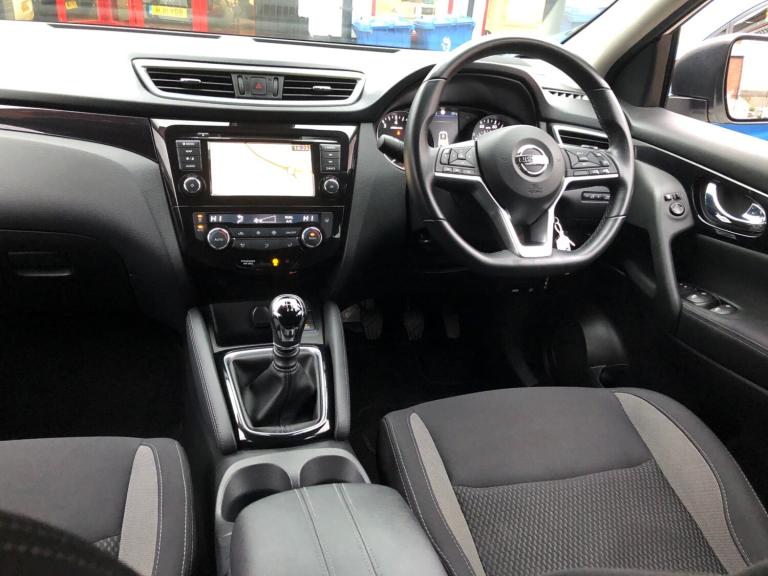 2021 Nissan Qashqai 1.3 DiG-T Acenta Premium 5dr