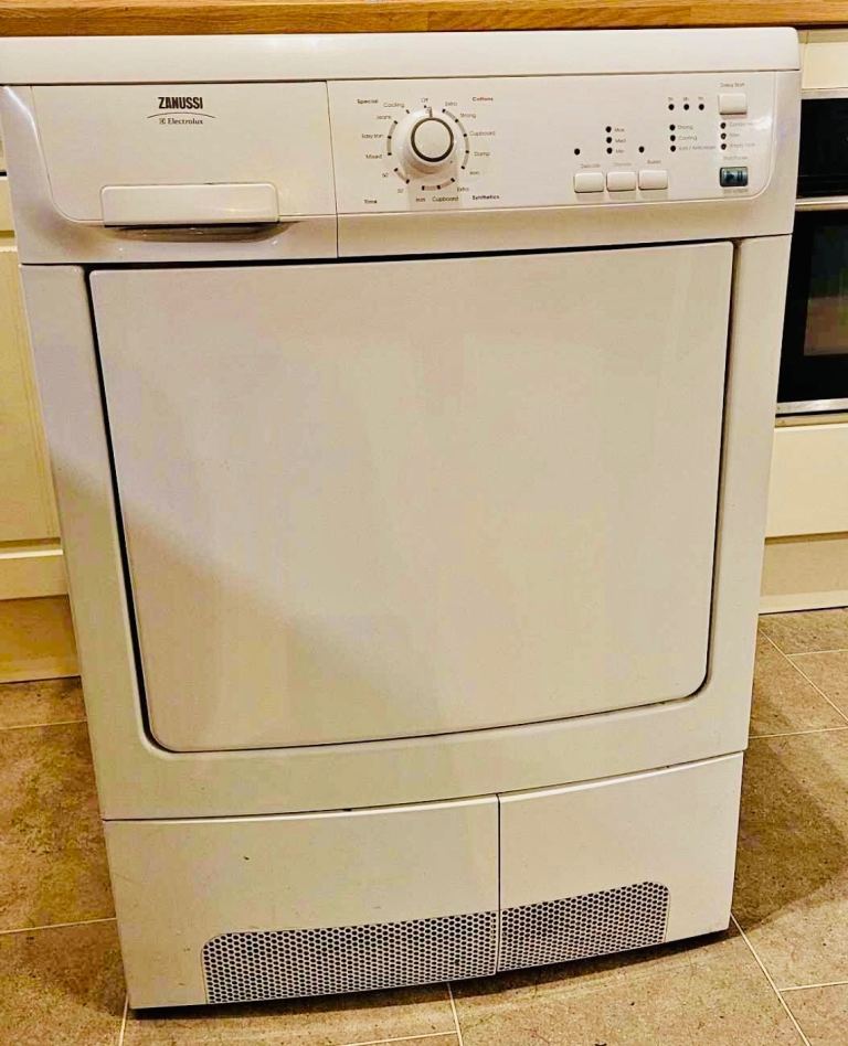 image for Zanussi 7kg condenser dryer 