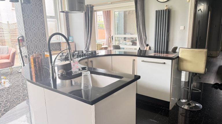 Used Kitchen Units and Appliances Kitchen Cupboards