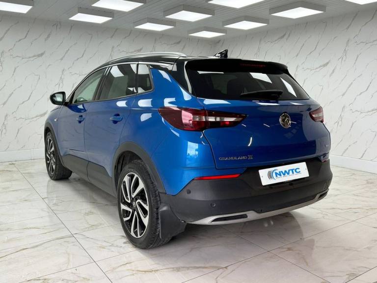2018 Vauxhall Grandland X 1.2 Turbo Elite Nav SUV 5dr Petrol Manual Euro 6 (s/s) (130 ps)  2 FORM...