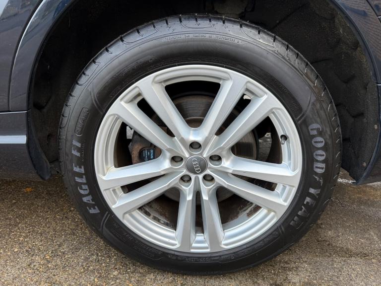 ** MUST SEE ** 2016 (65) Audi Q7 3.0 TDI V6 272 Quattro S line Auto 7 seater 4X4