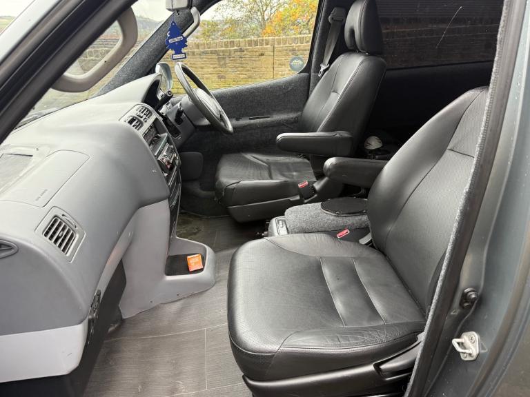 2010 Toyota Granvia 3.0TD VAN AUTO DIESEL   Diesel Automatic