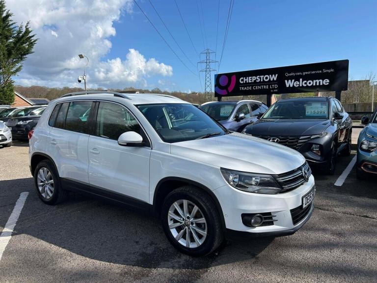 2015 Volkswagen Tiguan 2.0 TDI BlueMotion Tech Match SUV 5dr Diesel Manual 4WD Euro 5 (s/s) (140 ...