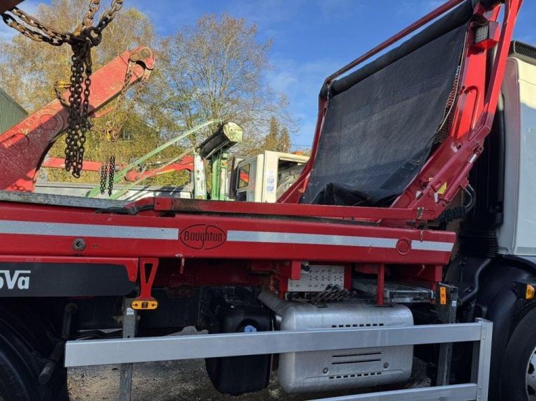 2021 DAF LF-260 SKIP LOADER