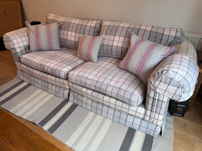 Duresta Waldorf Grand 4-seater sofa