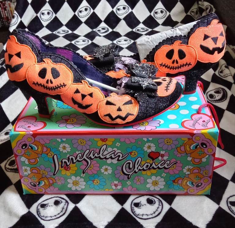 BNIB Irregular Choice 43