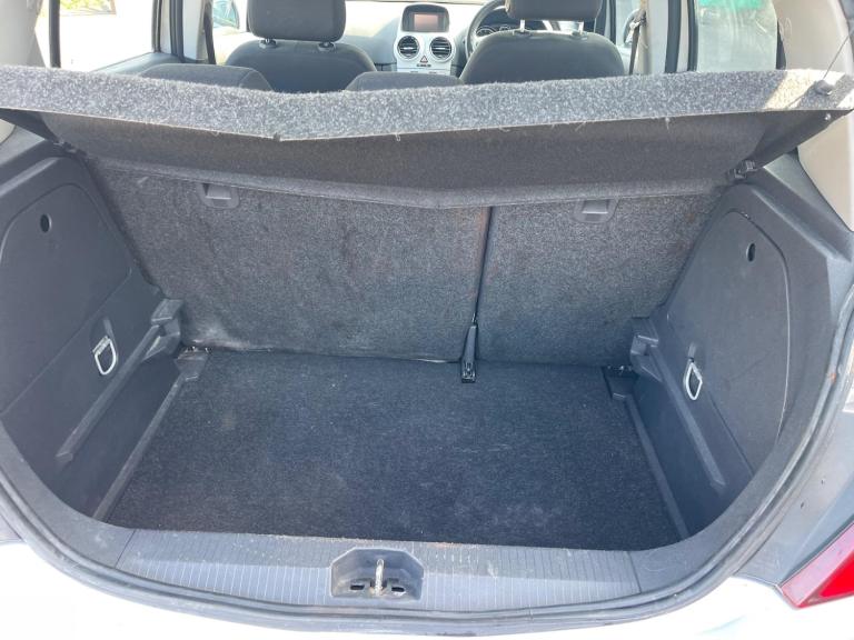 2009 Vauxhall Corsa 1.2i 16v Club 5dr HATCHBACK Petrol Manual