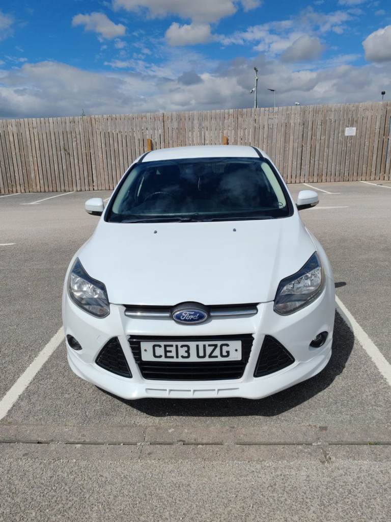 Ford, FOCUS, Hatchback, 2013, Manual, 1560 (cc), 5 doors