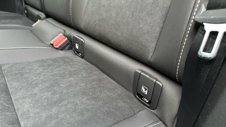 2025 Volvo XC40 2.0 B4P Plus Dark 5dr Auto Petrol Estate Estate Petrol Automatic