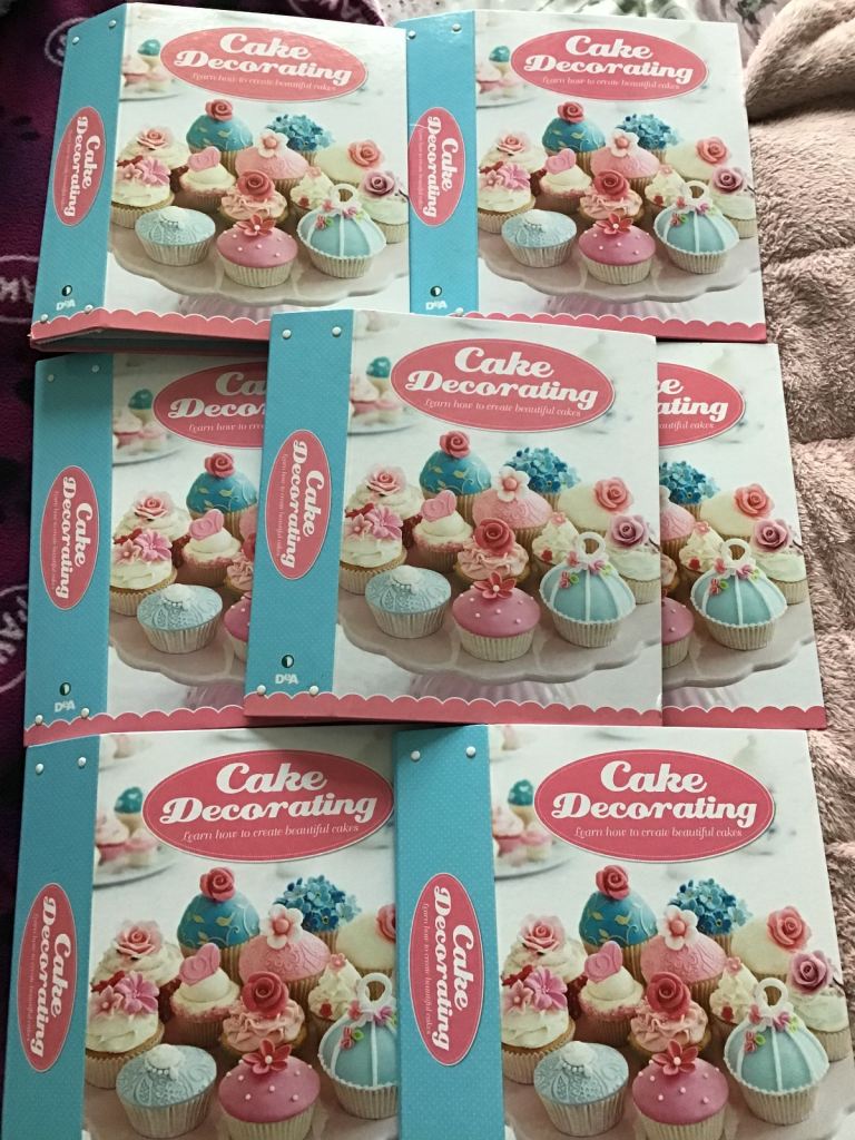 Cake Decorating Magazines x 103