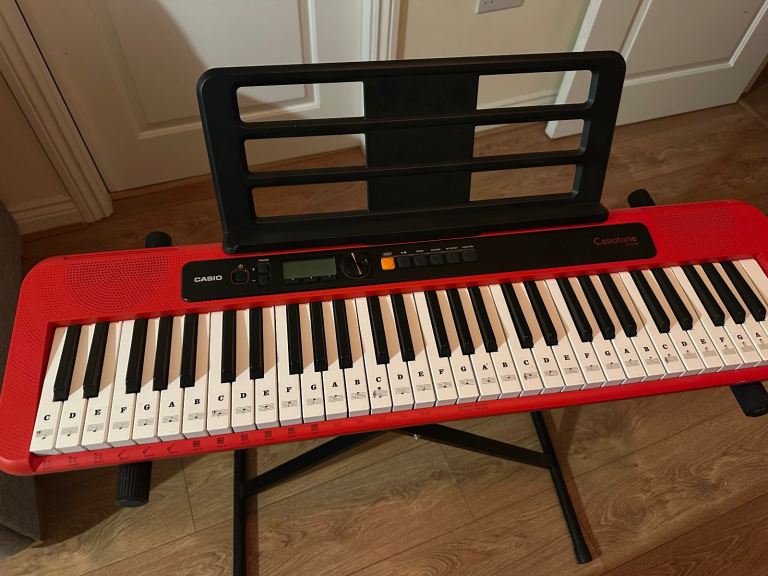 Casiotone Ct-S200 Electric Keyboard