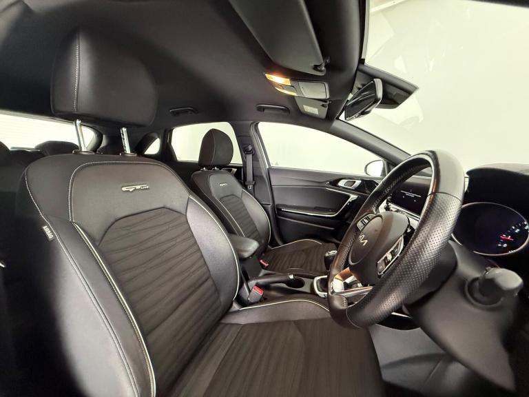 2022 Kia Ceed 1.5 T-GDi GT-Line Euro 6 (s/s) 5dr HATCHBACK Petrol Manual