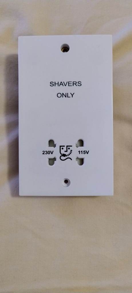 Shaver Socket