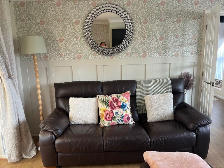 3 Piece Brown Leather Sofa Suite – Good Condition