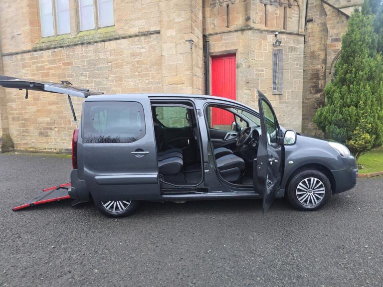 2016 Peugeot Partner Tepee 1.6 BlueHDi 100 Allure = Wheelchair Accessible Vehicle / Wav MPV Diese...