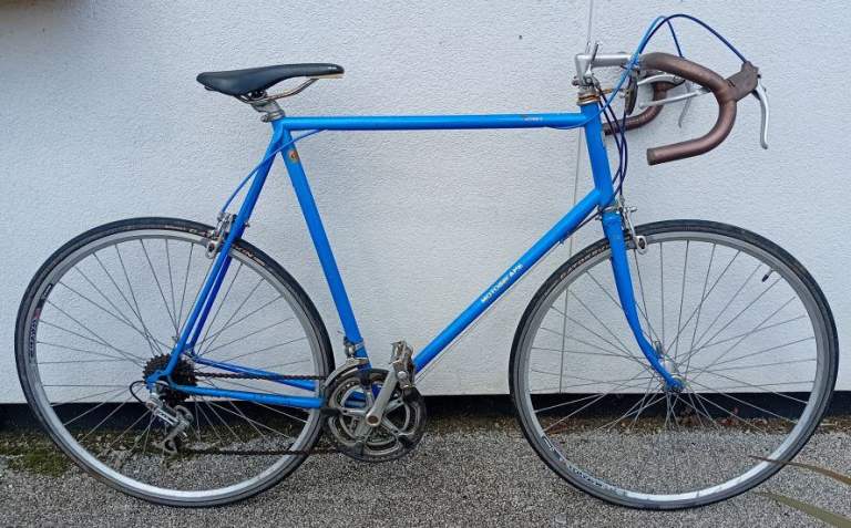 Classic French Road Bike Motobécane - 6+2 speed – steel frame 61cm - new tyres Gatorskin