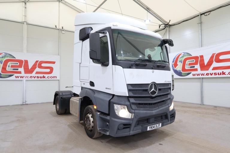 2014 (14 PLATE) Mercedes Benz Actros 1840 4x2 Euro 6 Tractor Units