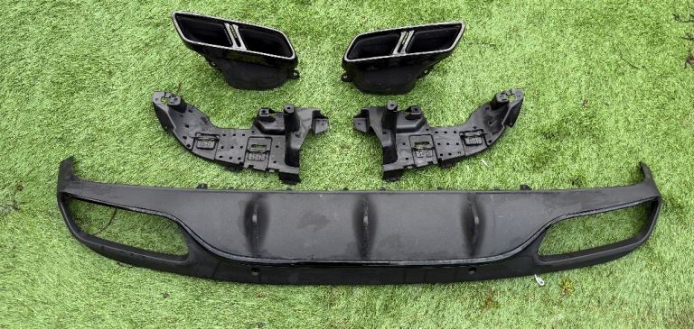 MERCEDES C CLASS REAR CARBON DIFFUSER EXHAUST Kit A205 AMG A205885 9138 W205 
