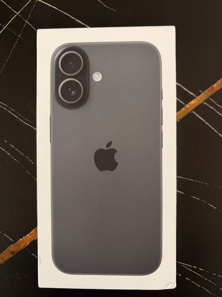 iPhone 17 black 256GB