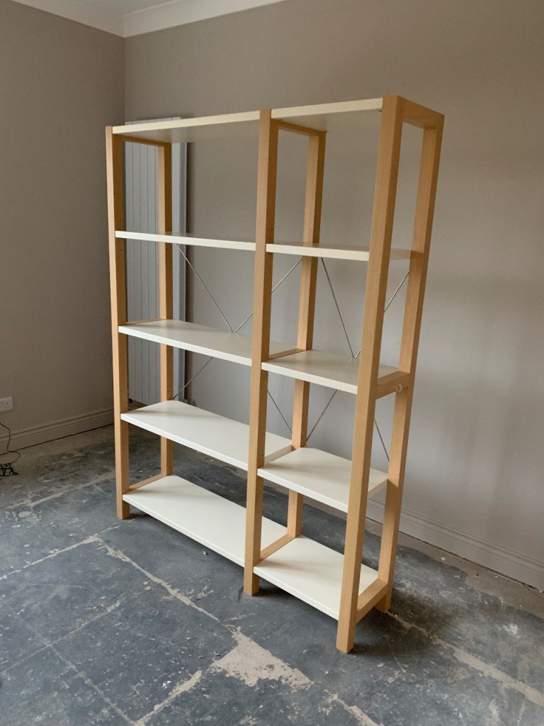 Modern solid bookcase with adjustable shelves