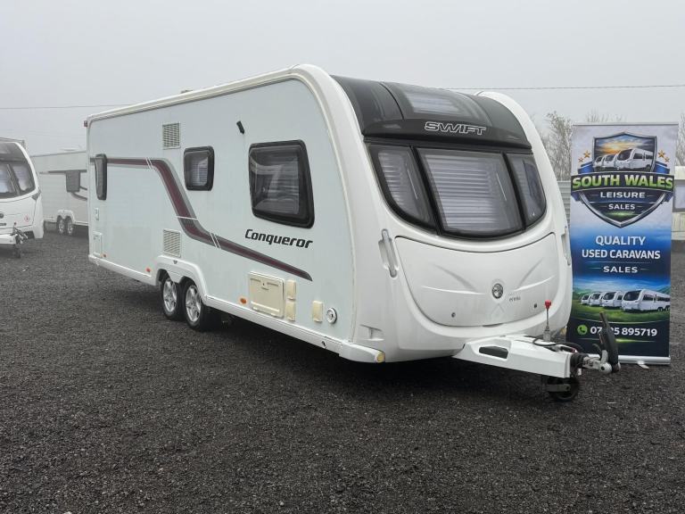2014 SWIFT CONQUEROR 630 4 BERTH FIXED BED MOTOR MOVER END WASHROOM 