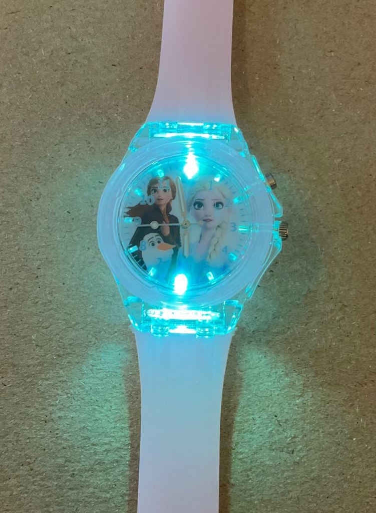 Disney frozen silicone strap light up watch new💜