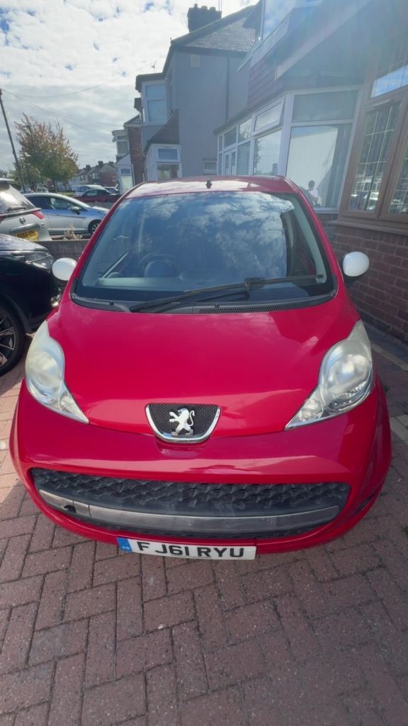 Peugeot, 107, Hatchback, 2012, Manual, 998 (cc), 5 doors