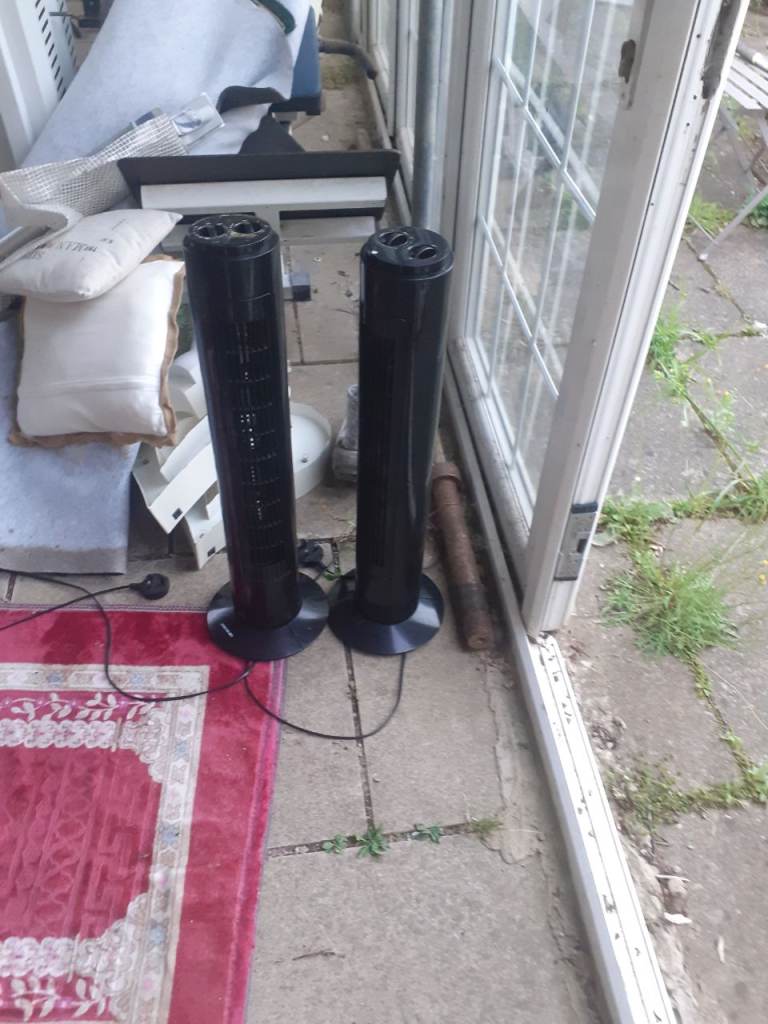 2 free fans