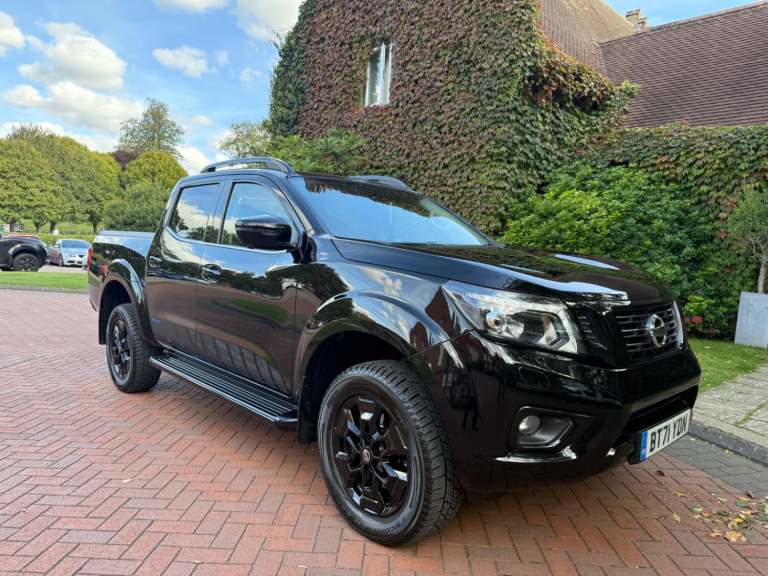 NISSAN NAVARA 2.3 dCi N-Guard 2021